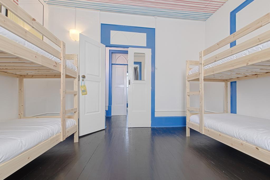 Hotel Ponto De Abrigo à Aveiro Extérieur photo
